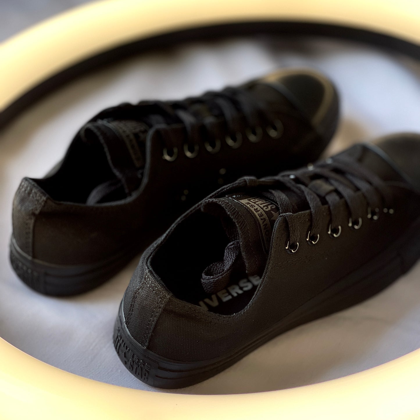 Heel view of Chuck Taylor All Star Low Black Mono