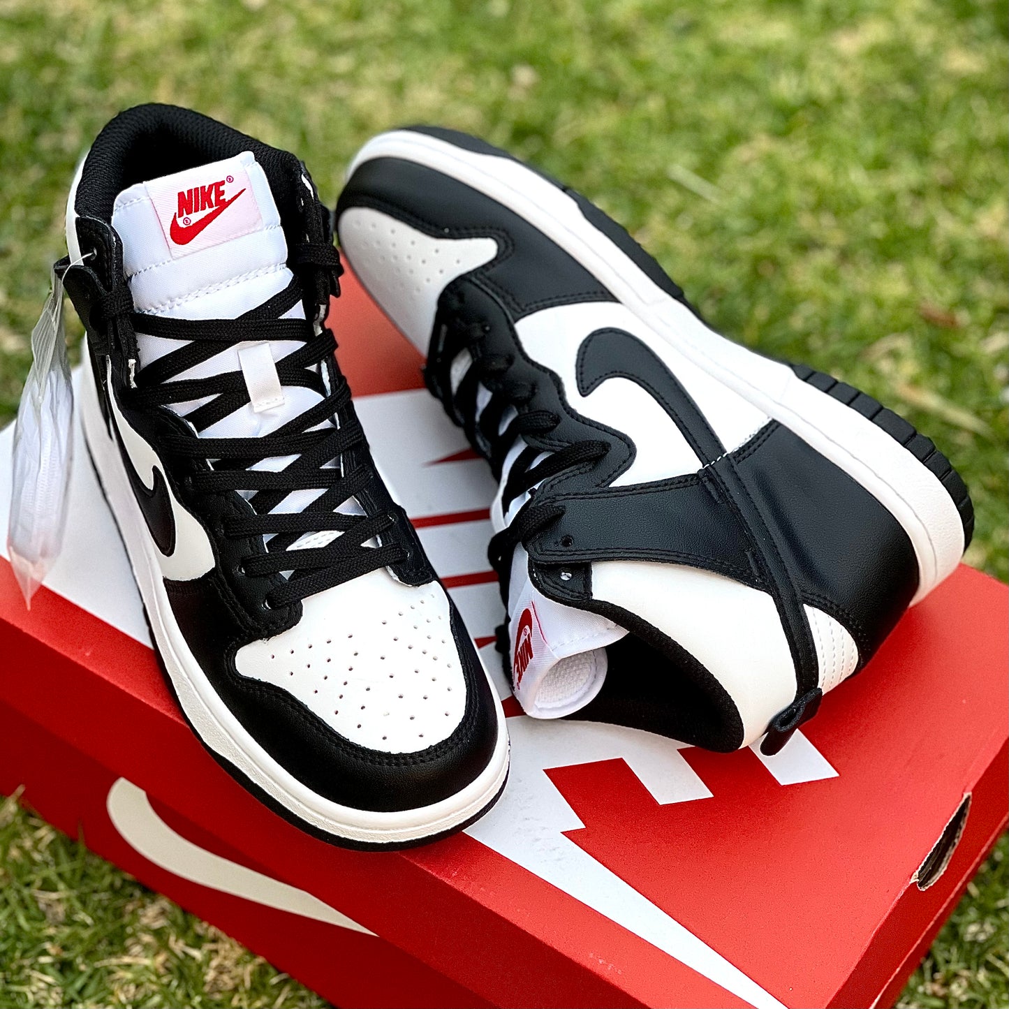 Dunk High - "Black White" - The Treasury By Tahzir | Online - 2