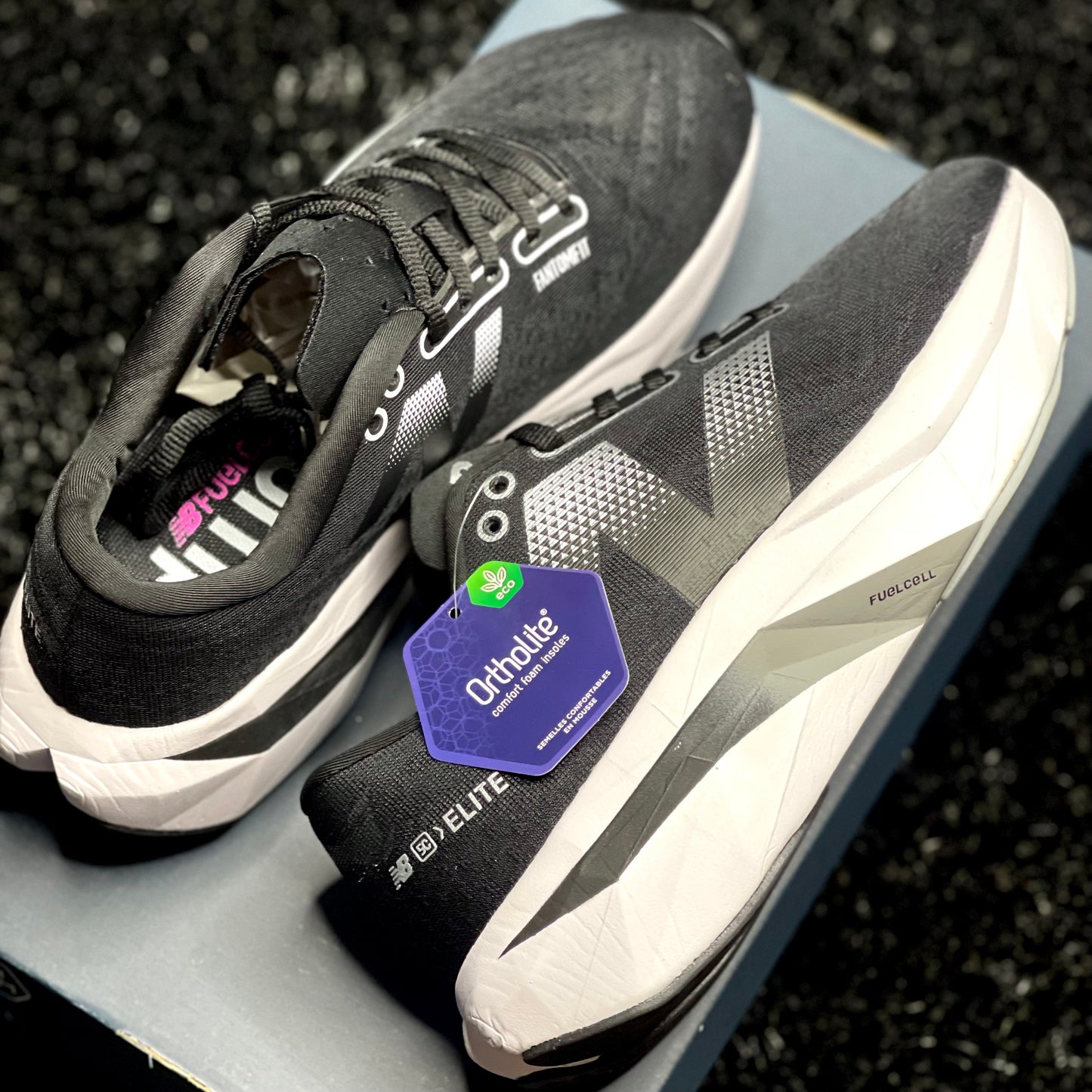 FuelCell SuperComp elite V4 - 'Black white' - The Treasury By Tahzir | Online - 2
