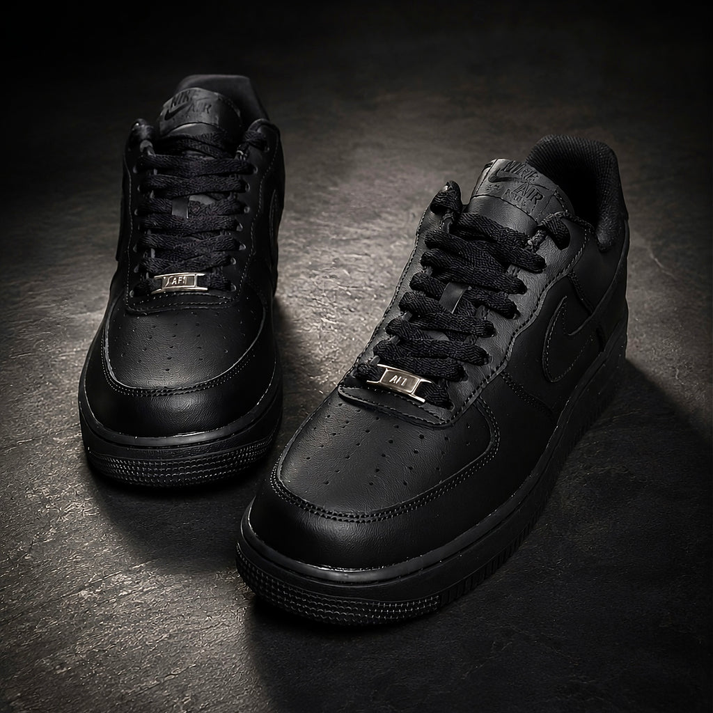 Air Force 1 Low ’07 Black sneakers front view