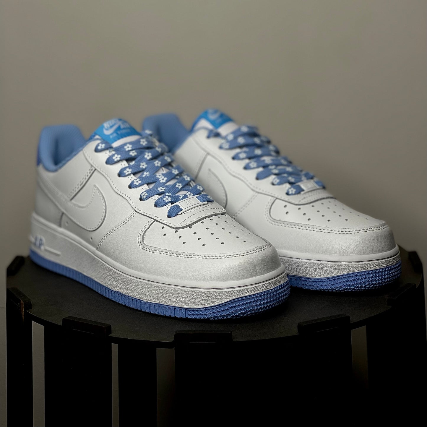Nike Air Force 1 Low Psychic Blue featuring classic Swoosh design and white midsole