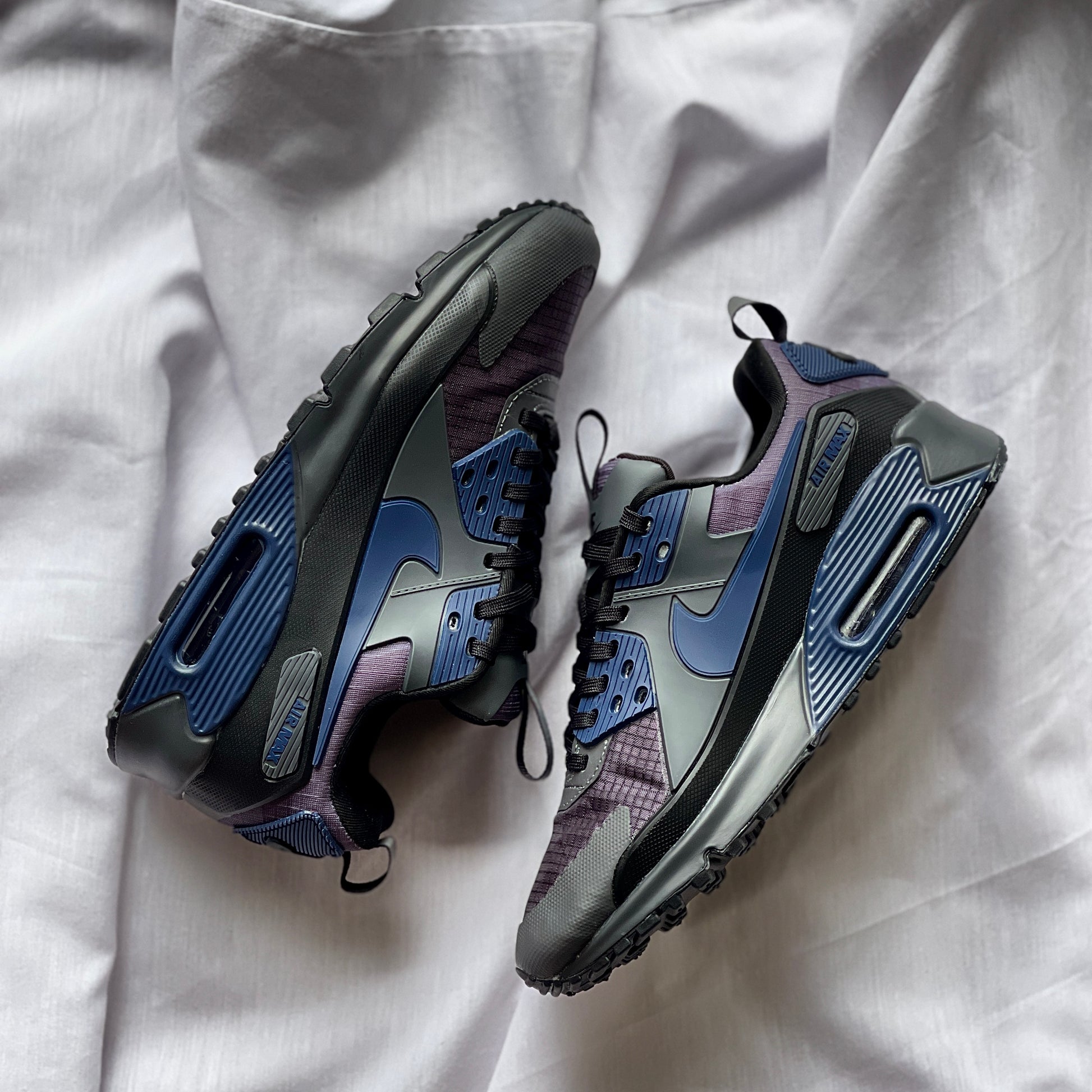 Nike Air Max 90 Drift Iron Grey Obsidian side profile