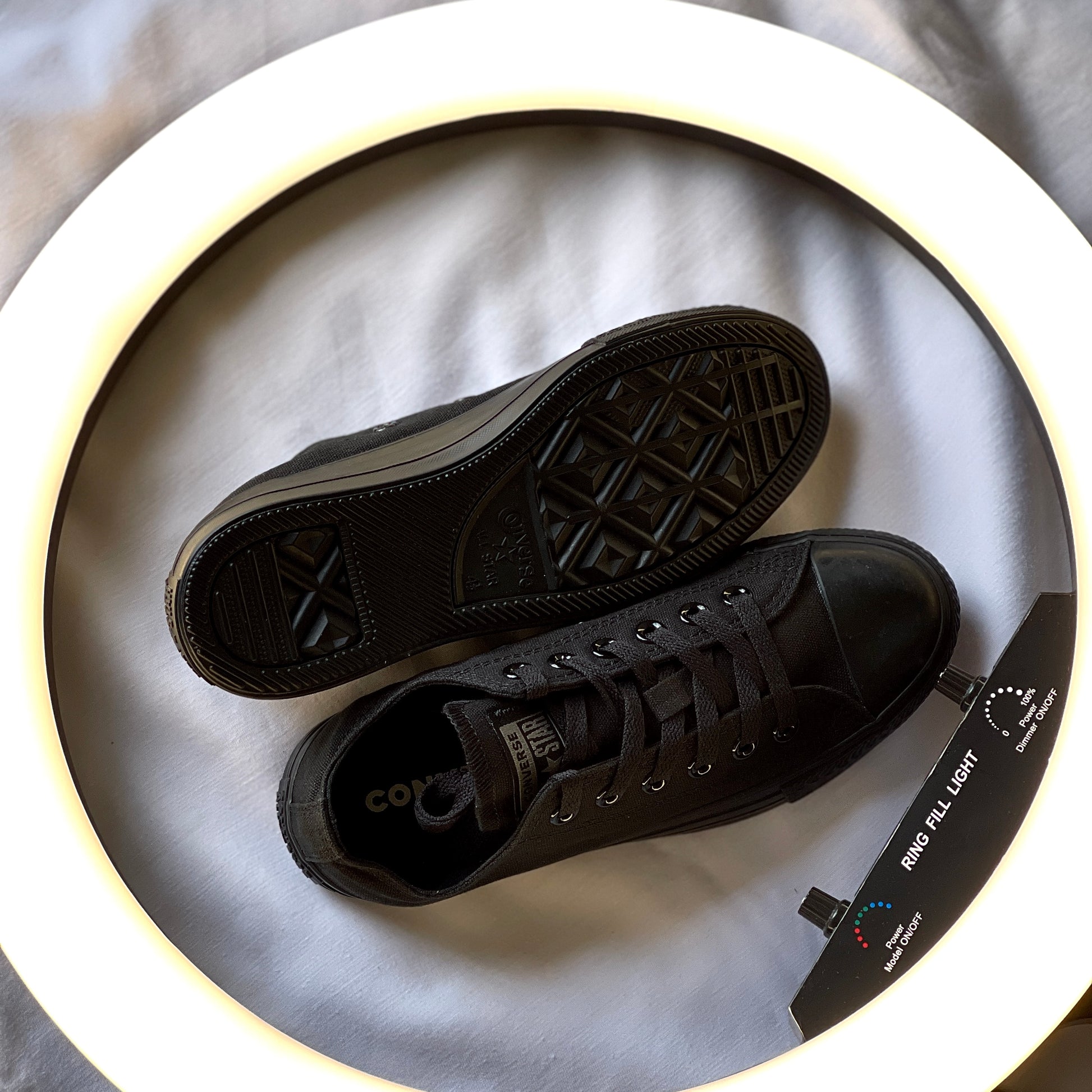 Outsole pattern of Chuck Taylor All Star Low Black Mono