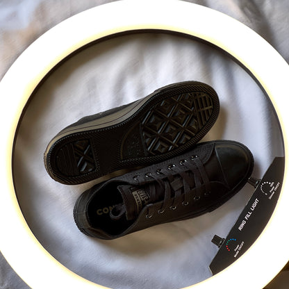 Outsole pattern of Chuck Taylor All Star Low Black Mono