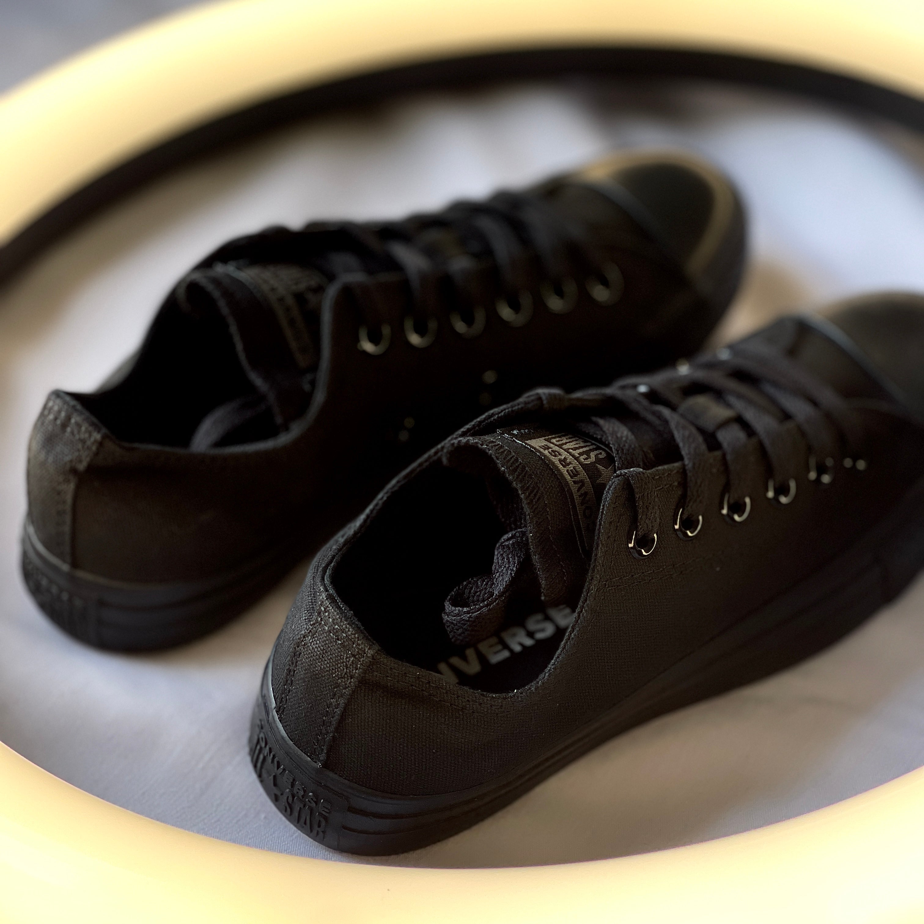 Heel view of Chuck Taylor All Star Low Black Mono