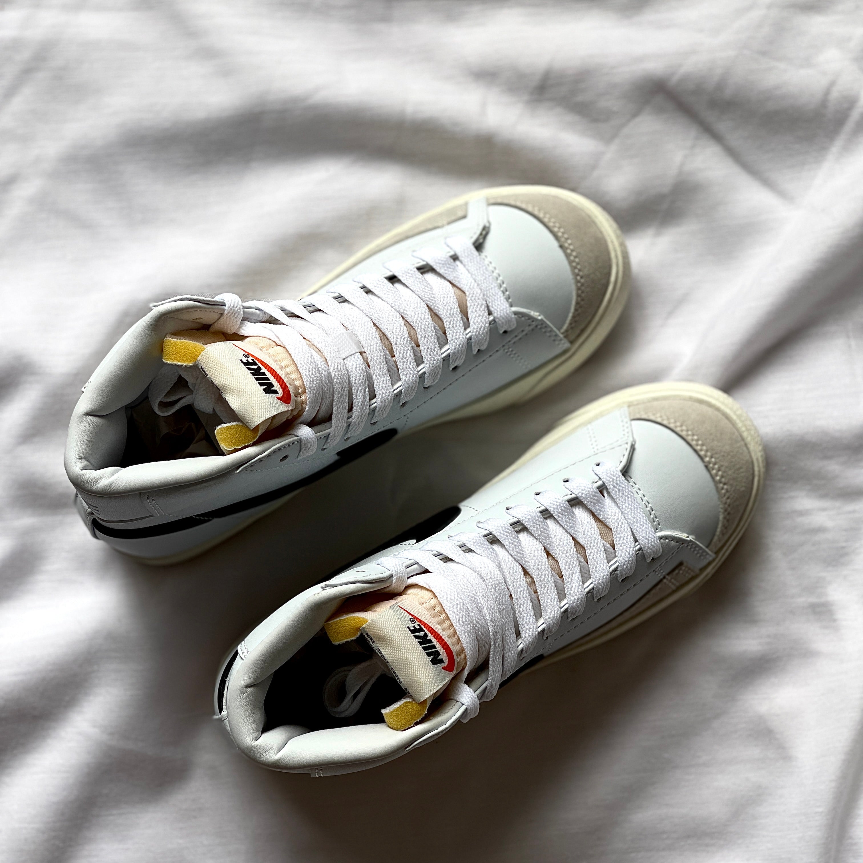 Top view of Nike Blazer Mid 77 Vintage sneaker
