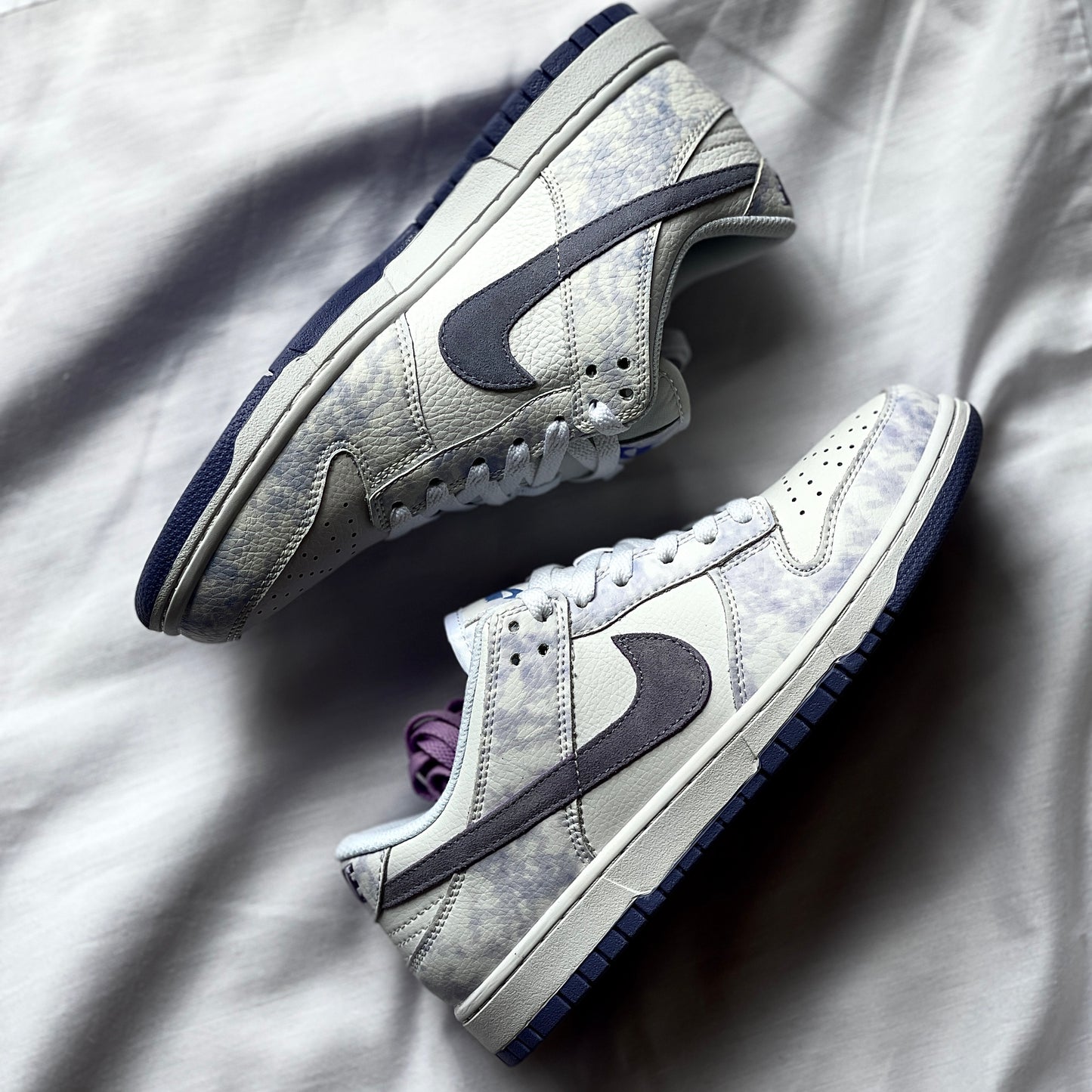 Wmns Nike Dunk Low OG Purple Pulse side profile