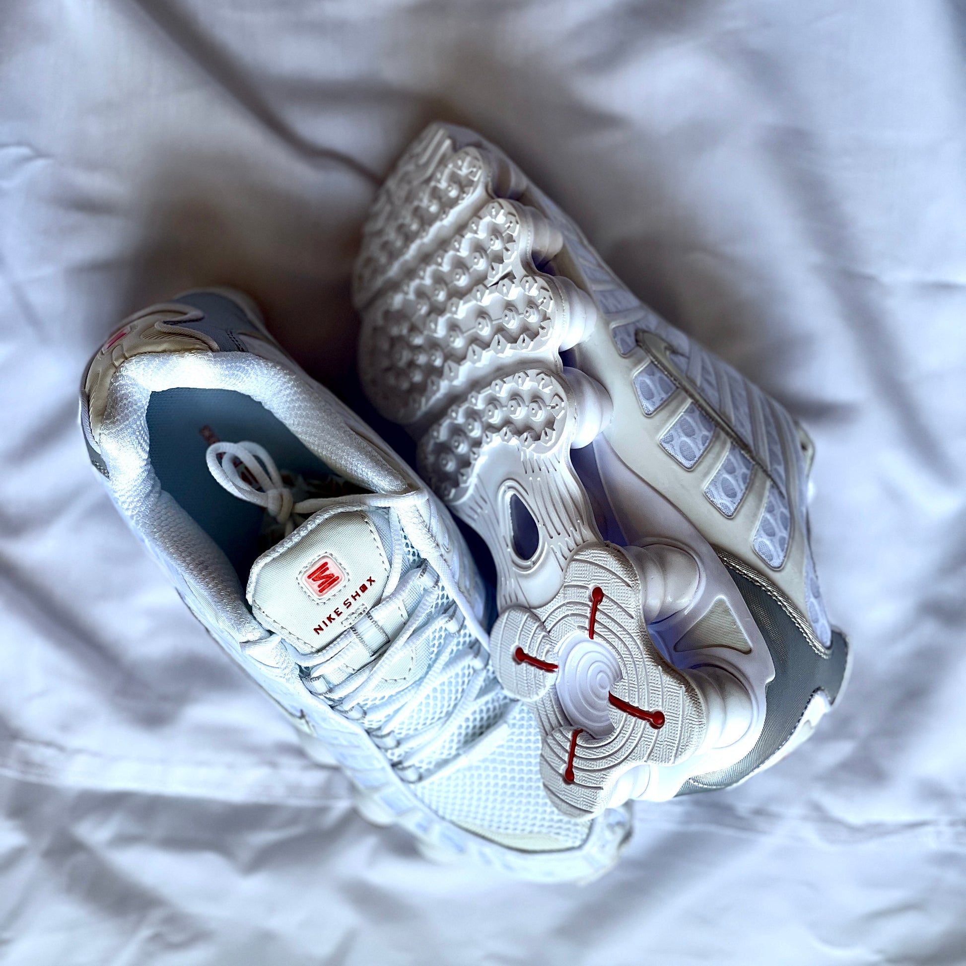 Outsole traction pattern on Nike Shox TL