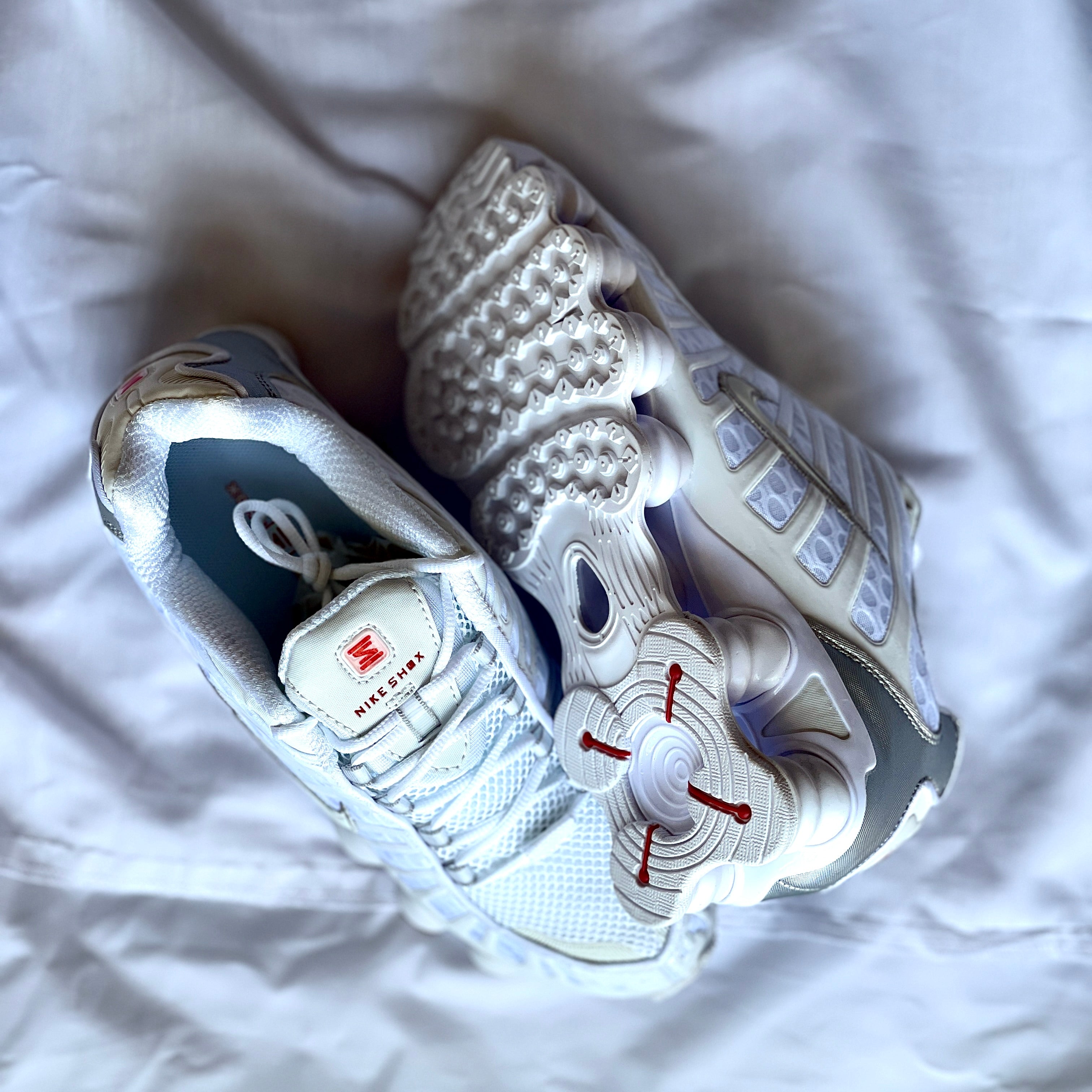 Outsole traction pattern on Nike Shox TL