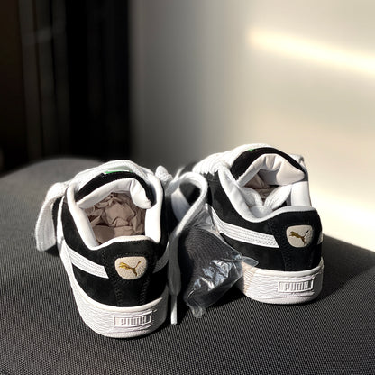 Heel branding on Puma Suede XL Black White sneaker