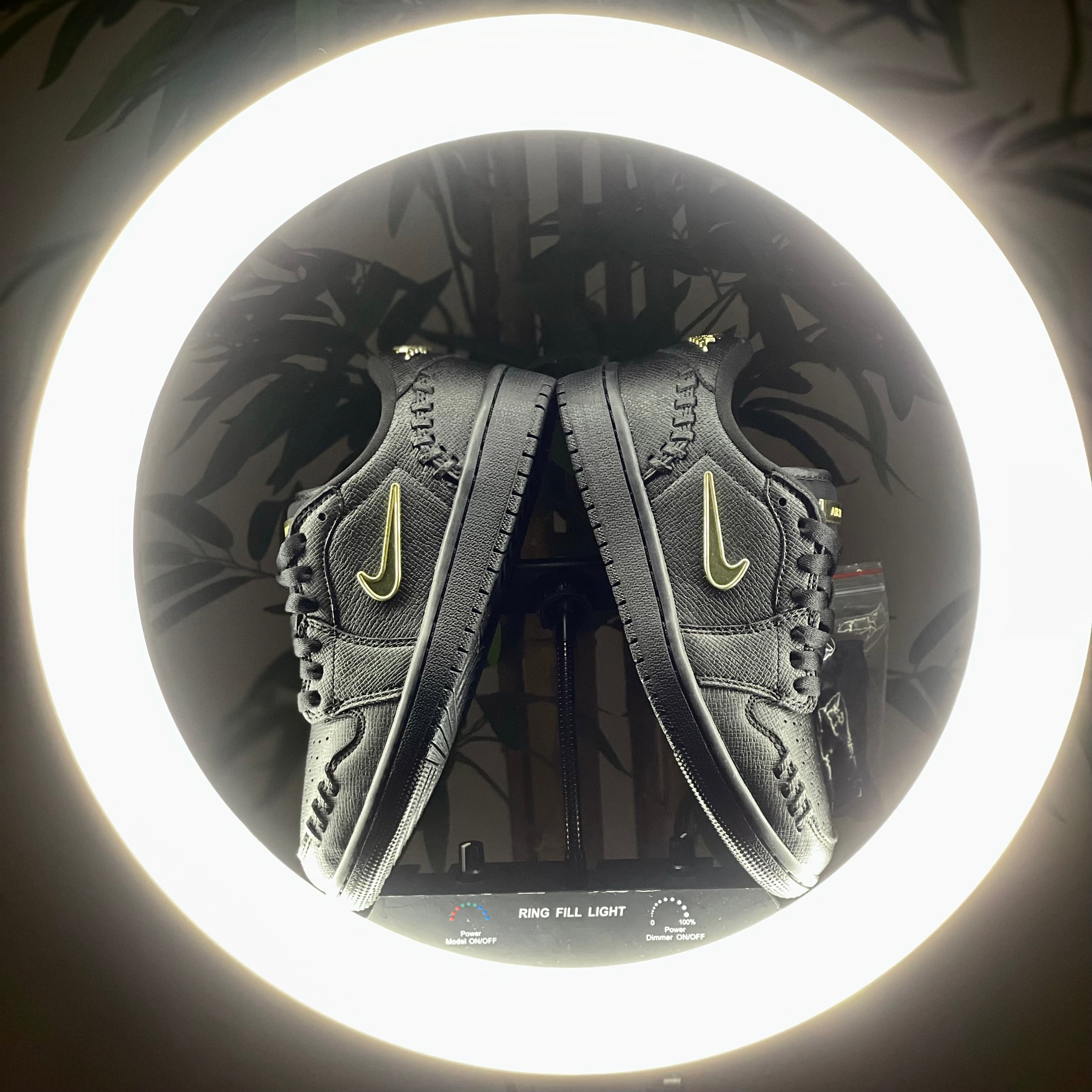 Wmns Air Jordan 1 Low Method of Make - 'Black' - The Treasury By Tahzir | Online  - 2