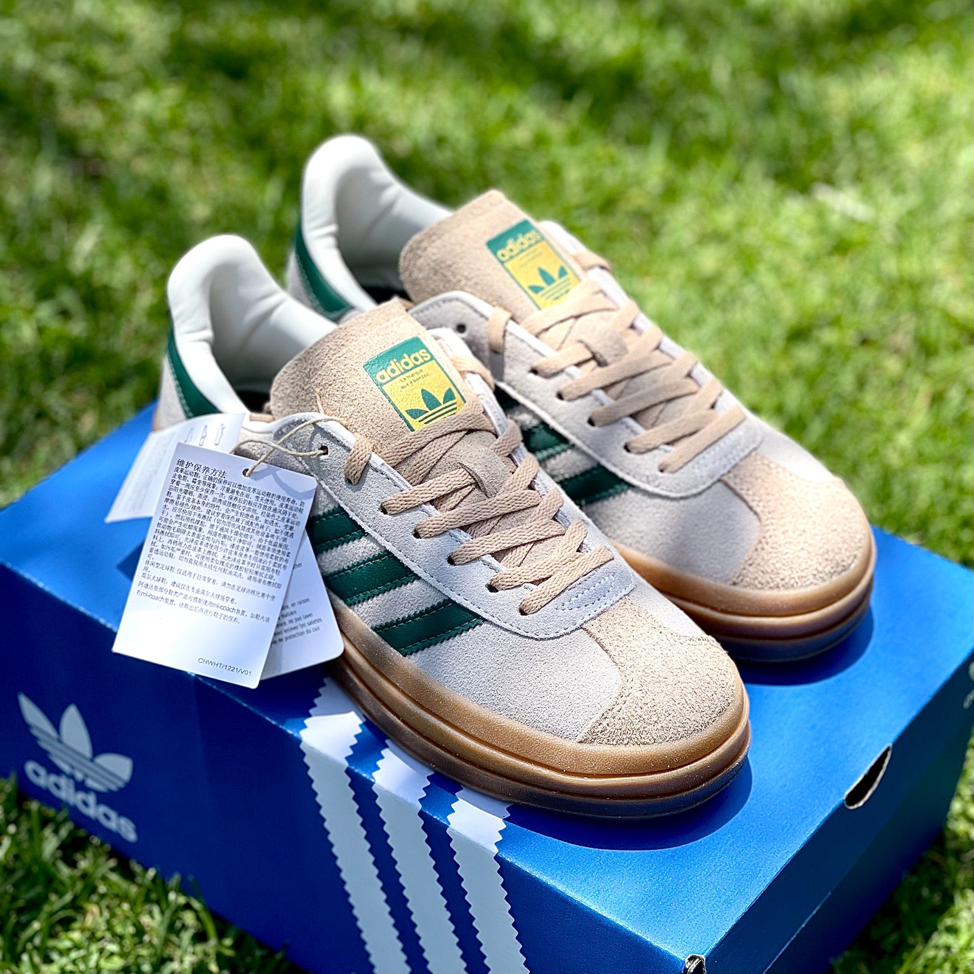 Wmns Gazelle Bold - 'Cream Collegiate Green' - The Treasury By Tahzir | Online  - 1